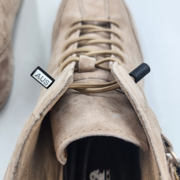 Beck Explorer Chukka Boot Mens 9 Beige Suede Italy Bungee Lace Up Shoe - Picture 11 of 16